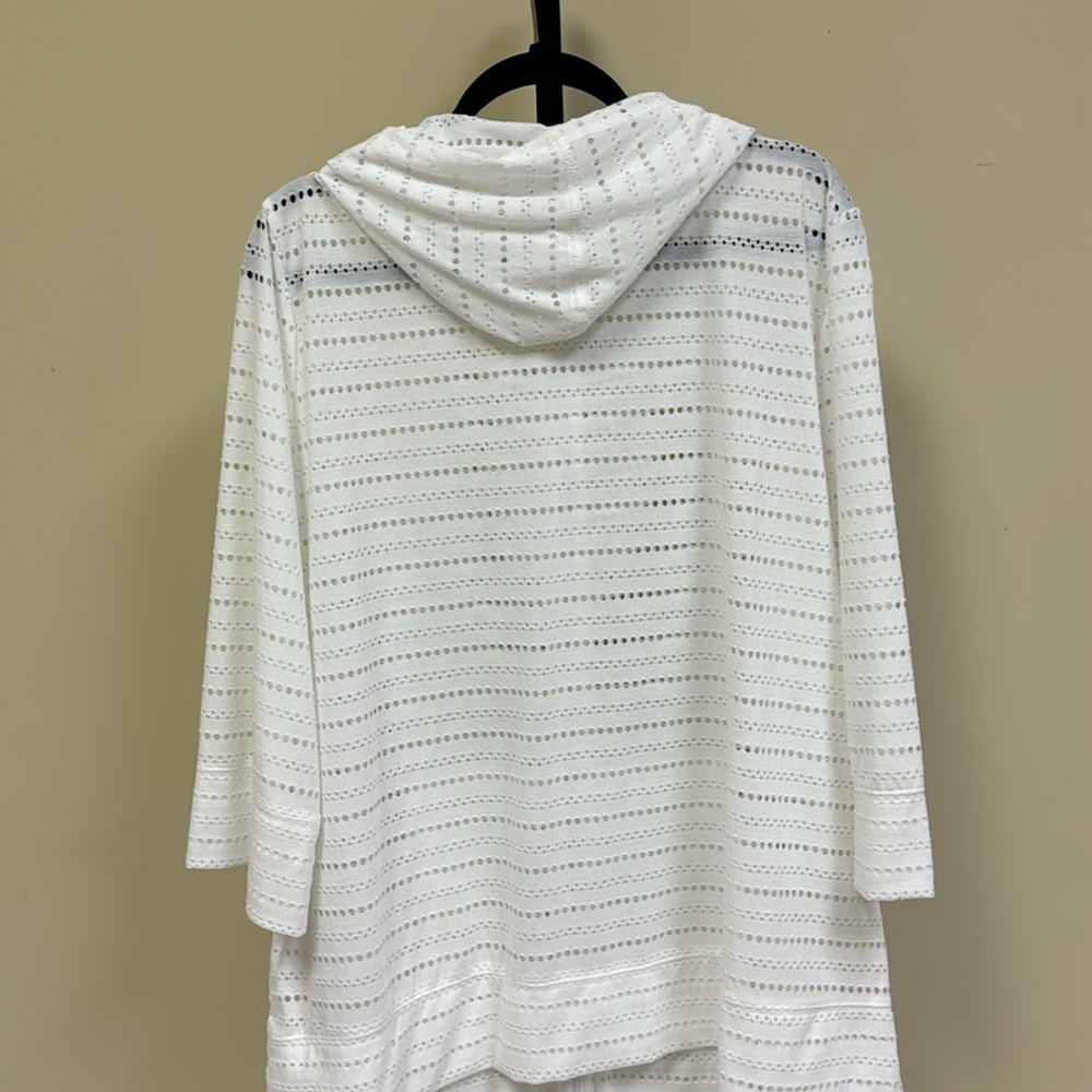 Plus size Lane Bryant white hoodie - Picture 6 of 6